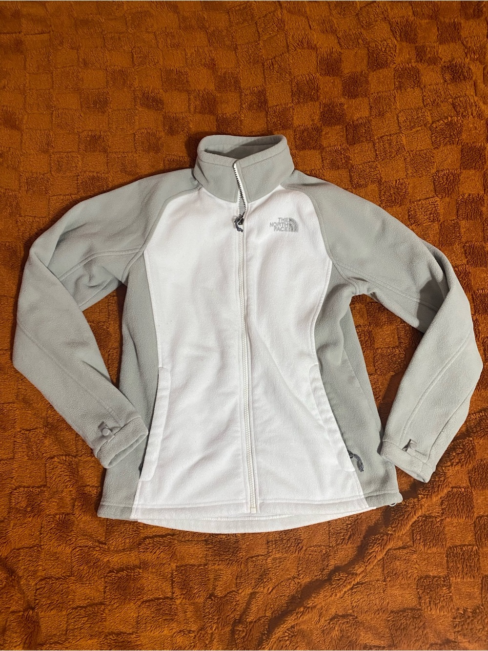 The North Face Women's Light Gray & White Fleece Jacket - Women’s Medium